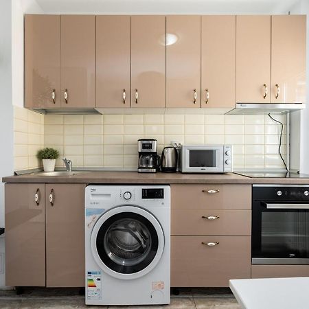 Central Apartment Tower Бухарест Экстерьер фото
